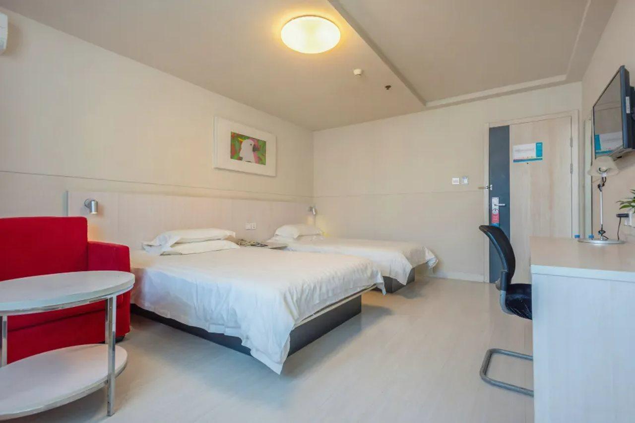 Hanting Express Qingdao South Chongqing Road Exterior photo